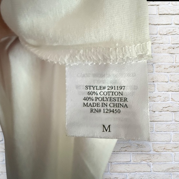 NWT White Pride Shirt with Rainbow LOVE. Size M - Picture 5 of 5